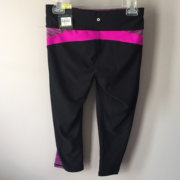 NWT Xersion capris - Picture 2 of 4